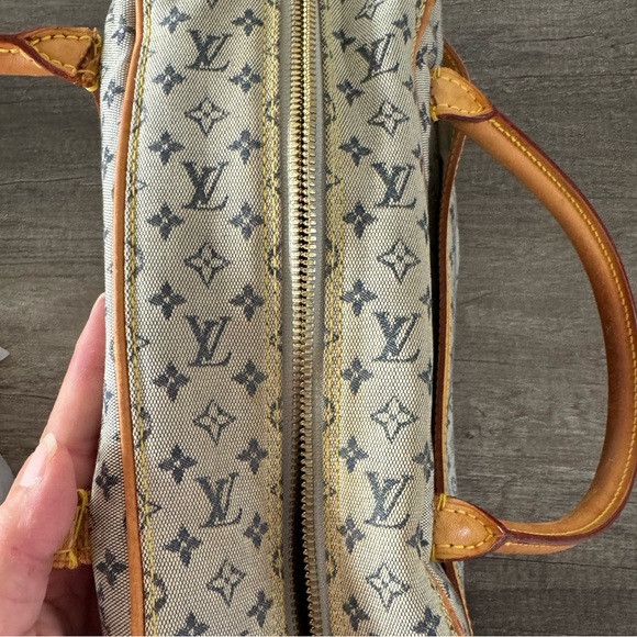 LV Mini Lin Marie 🍸 - Picture 10 of 12